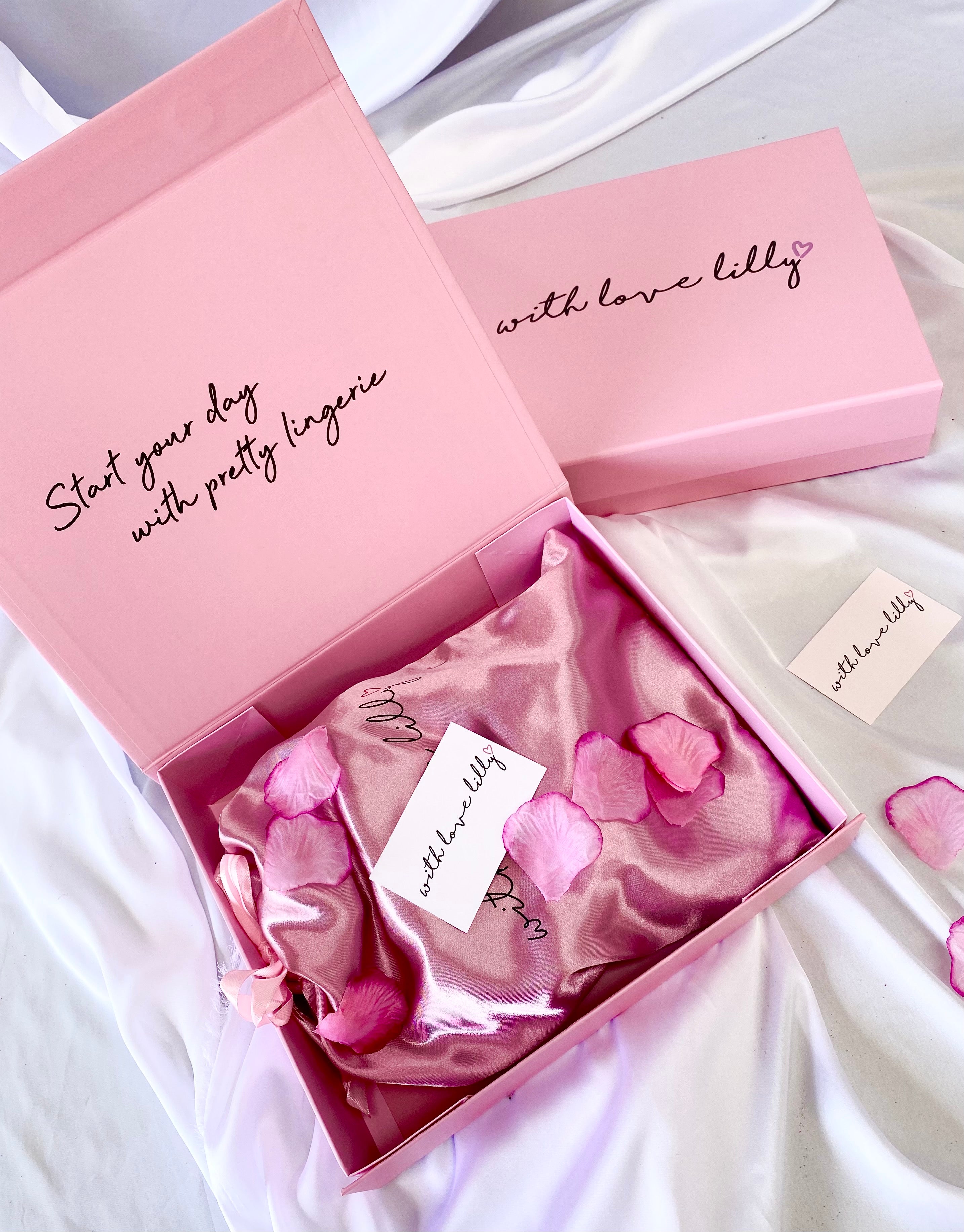 GIFT BOX